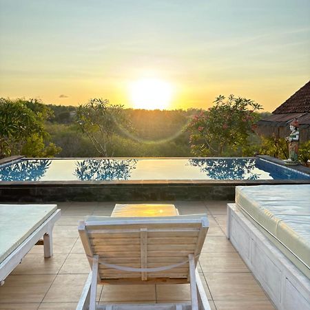 Penida Hills Hotel Batununggul Bagian luar foto