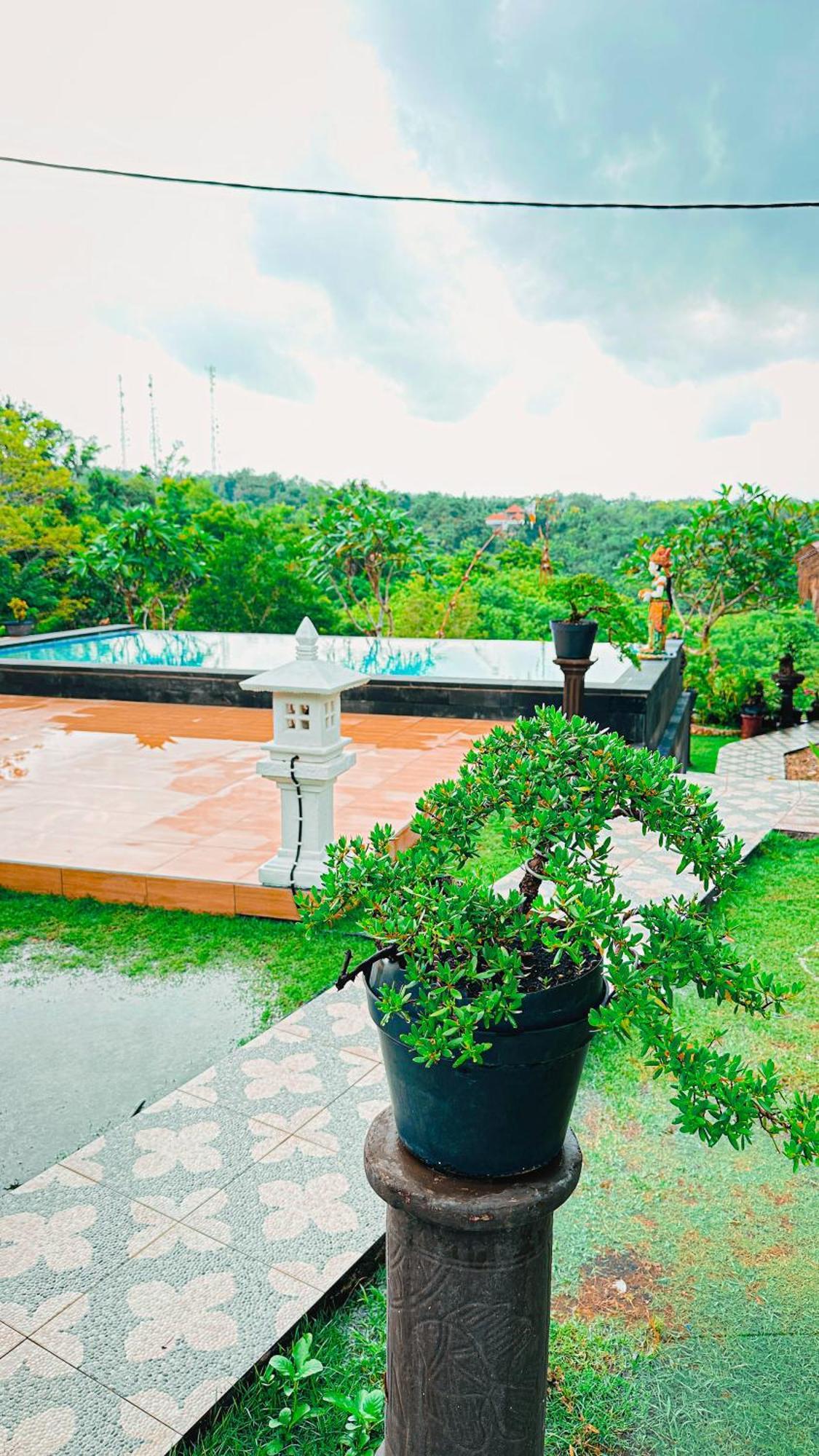Penida Hills Hotel Batununggul Bagian luar foto