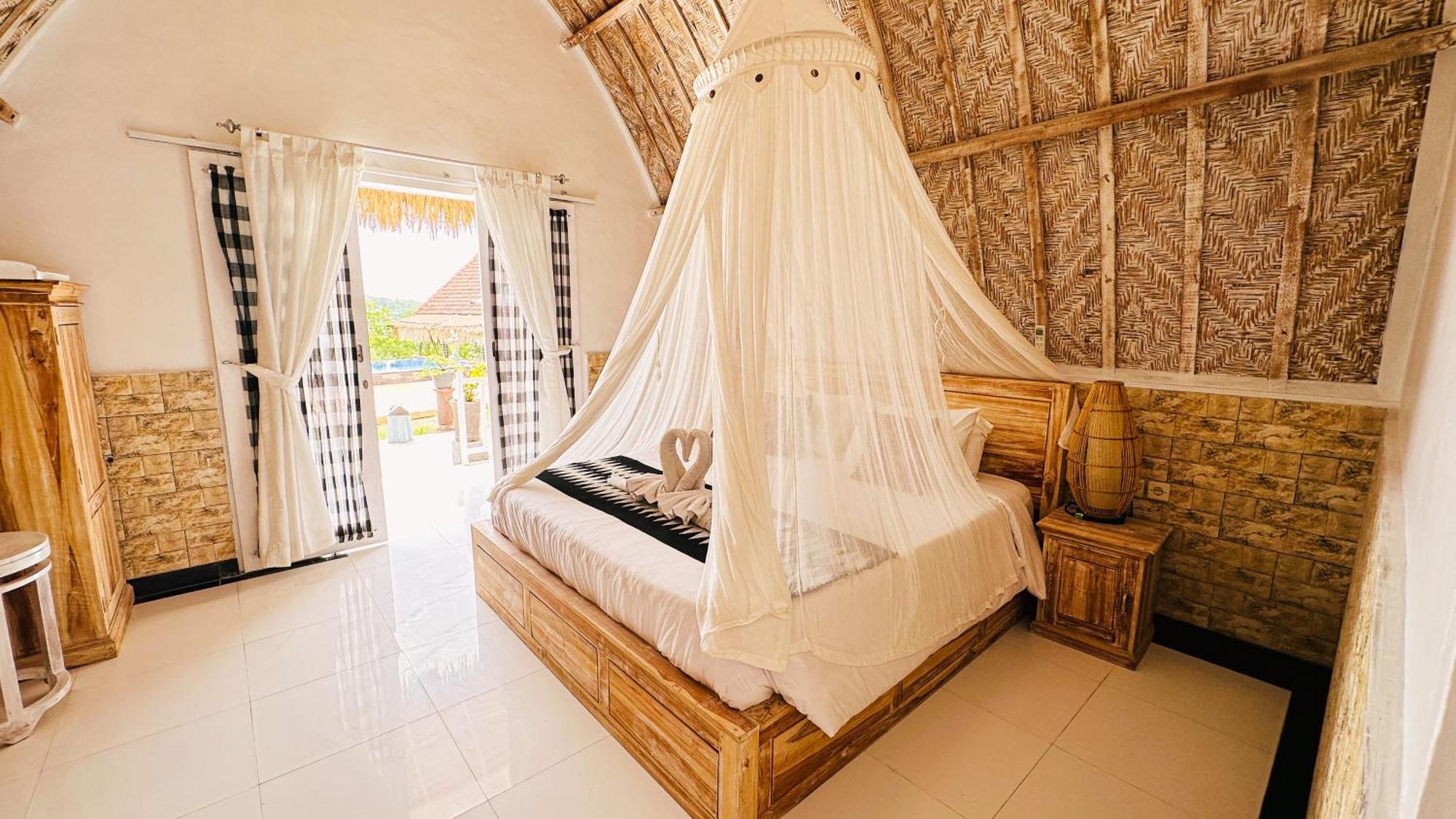 Penida Hills Hotel Batununggul Bagian luar foto