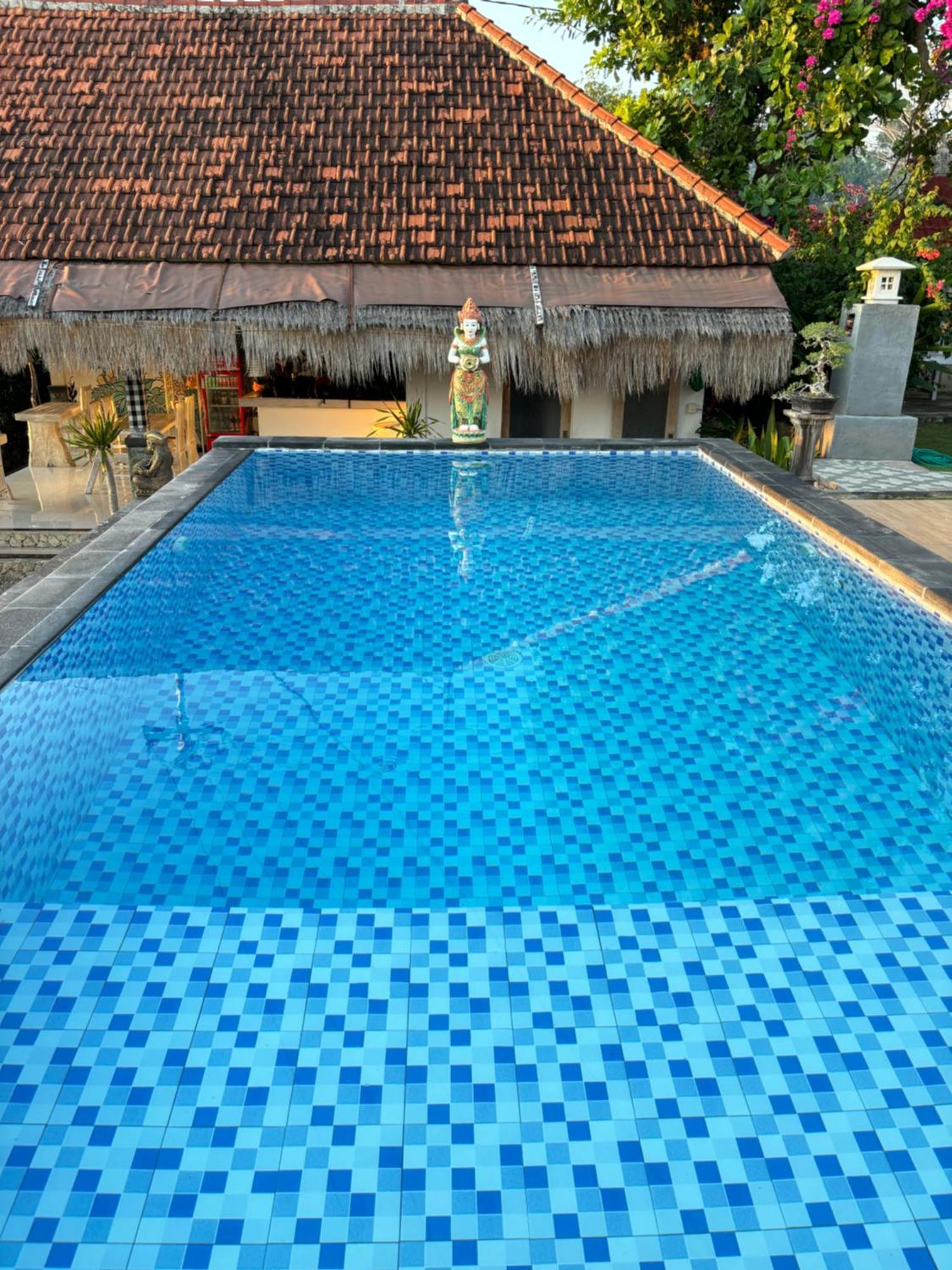 Penida Hills Hotel Batununggul Bagian luar foto